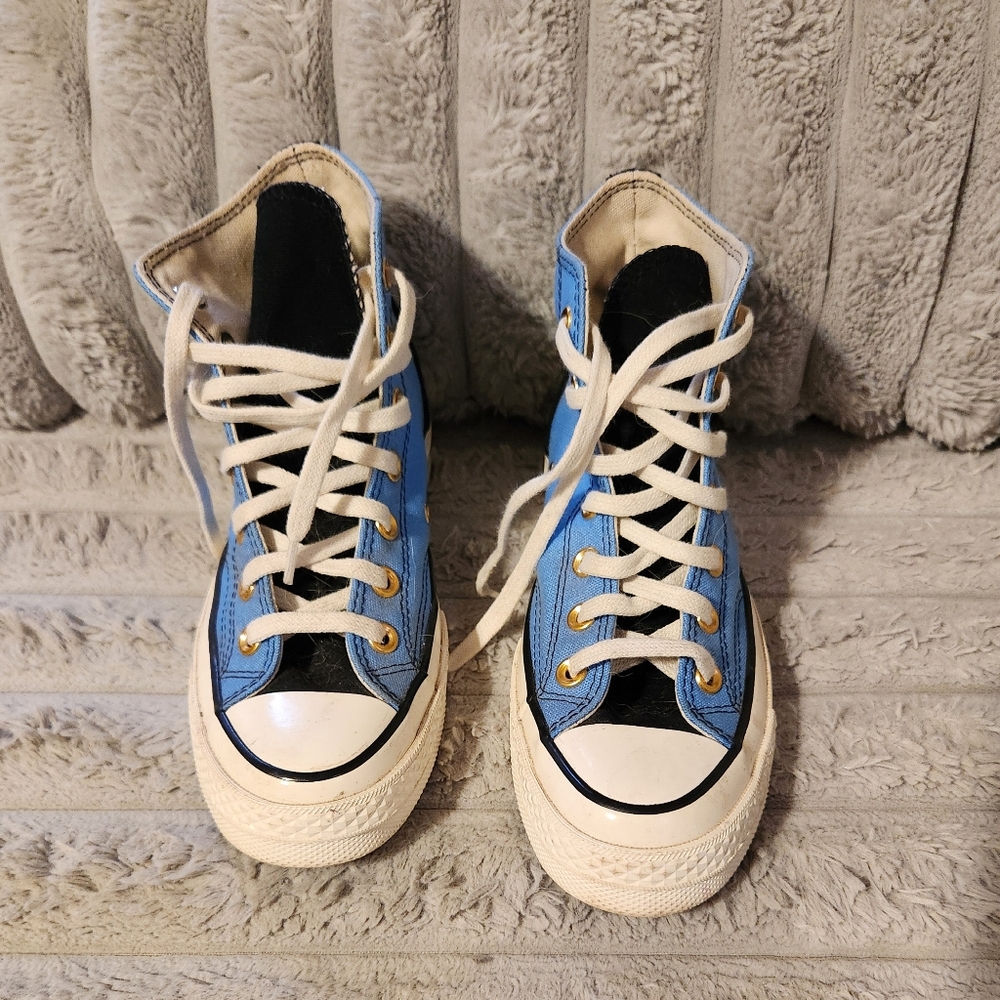 Custom design Chuck Taylor's